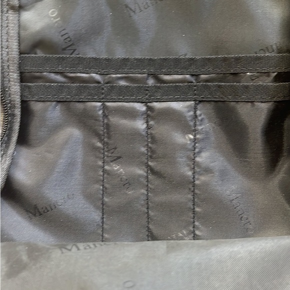 Mancro Charging Backpack - Picture 5 of 5